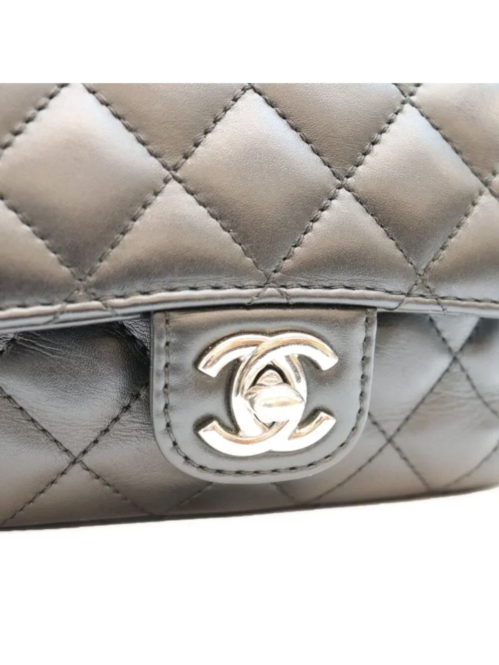 Chanel type 26